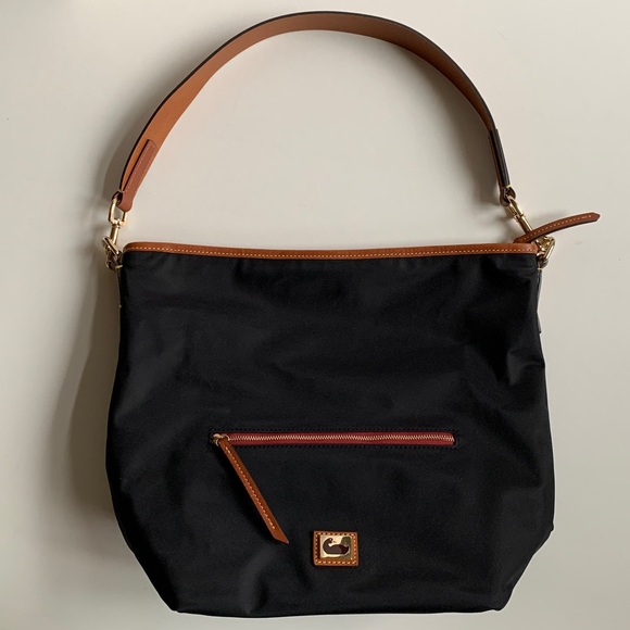 DOONEY & BOURKE Like New Wayfarer Lightweight Nylon Bucket Bag - Picture 3 of 16